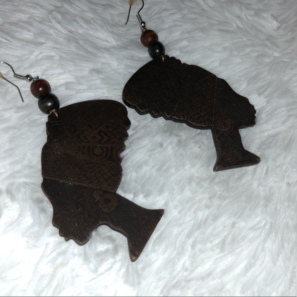 Nubian EARRINGS - Picture 7 of 7